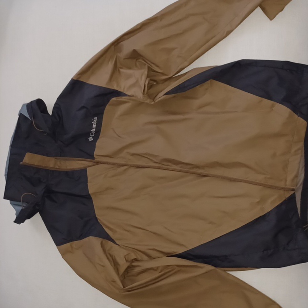 Columbia rain jacket